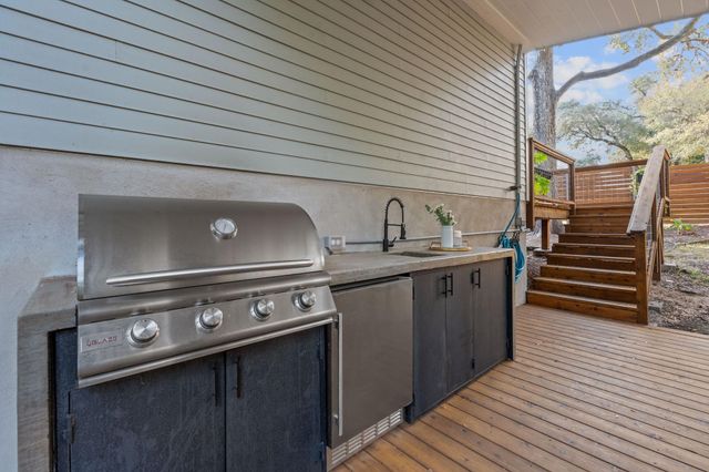 3001 Del Curto RD 10, Austin, TX 78704