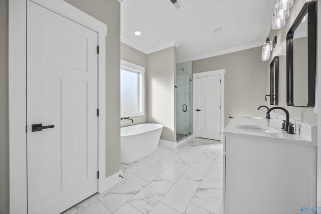 17182 Red Hill Road, Athens, AL 35611