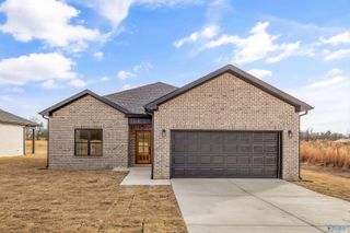 17182 Red Hill Road, Athens, AL 35611