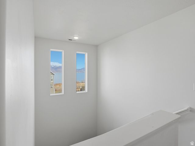 207 E BLISS, Saratoga Springs, UT 84045