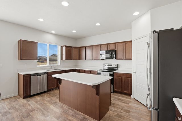 207 E BLISS, Saratoga Springs, UT 84045