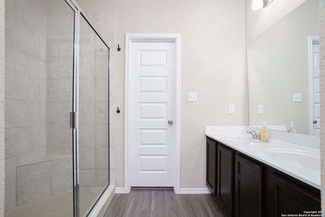 5510 daniel, St Hedwig, TX 78152