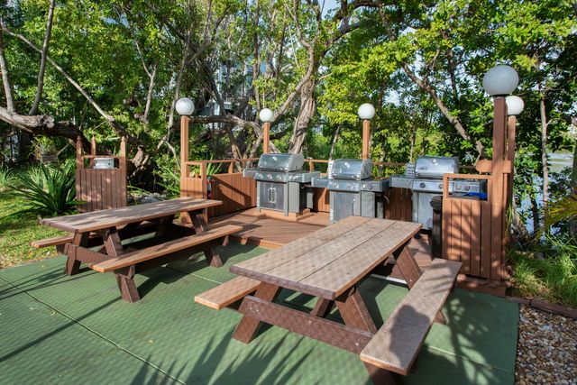 1901 S Roosevelt Blvd Apt 307W, Key West, FL 33040