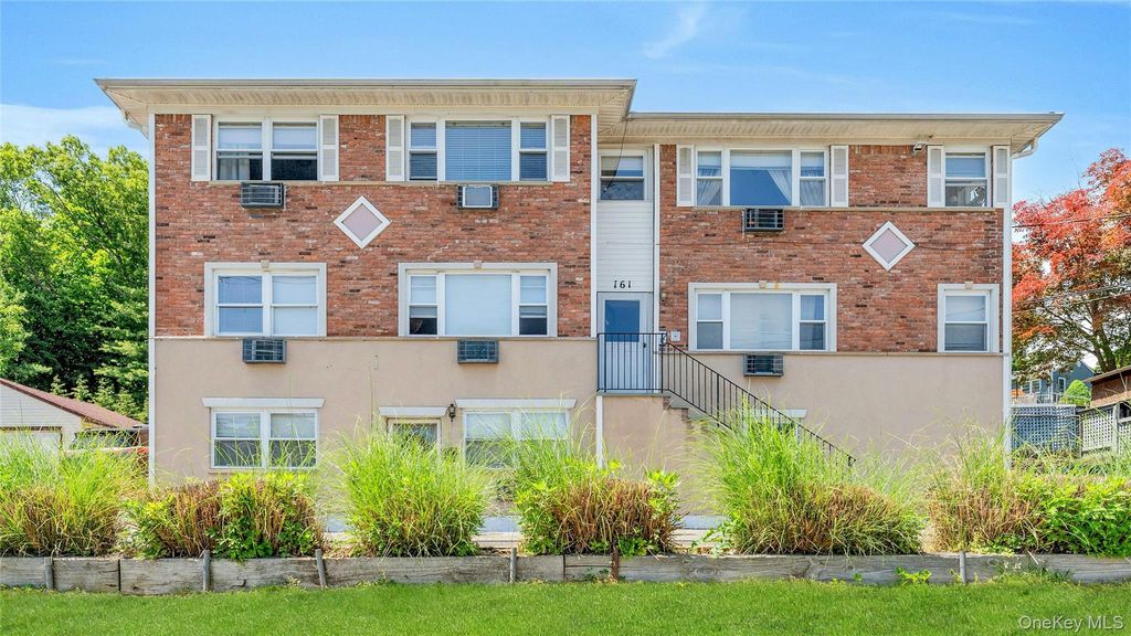 161 S Pearl Street, Pearl River, NY 10965