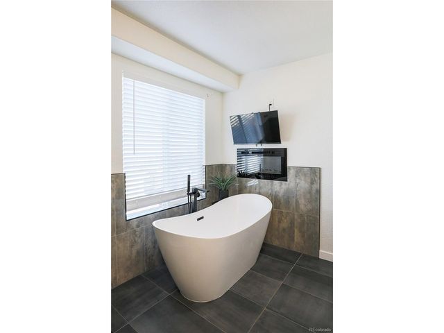 9778 Ogden Ct, Thornton, CO 80229