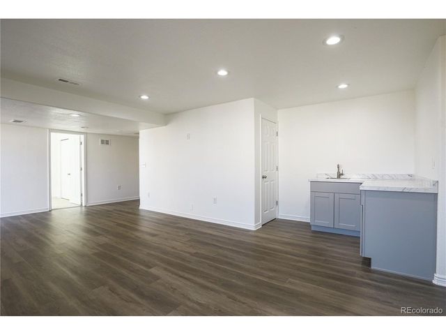 9778 Ogden Ct, Thornton, CO 80229