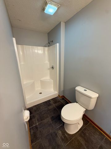 902 E Bunkerhill Road, Mooresville, IN 46158