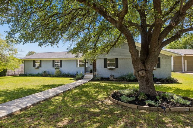 13936 Charcoal Lane, Farmers Branch, TX 75234