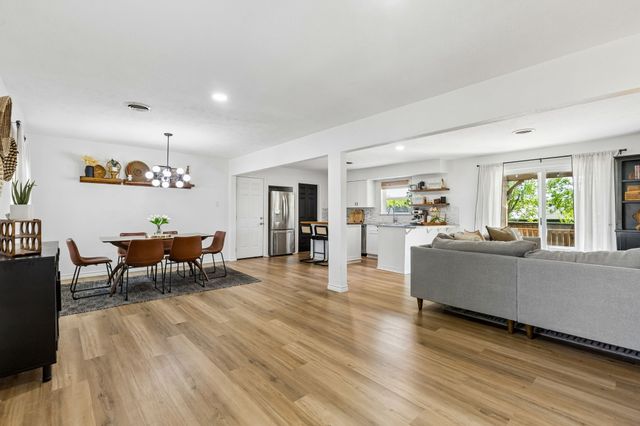 13936 Charcoal Lane, Farmers Branch, TX 75234