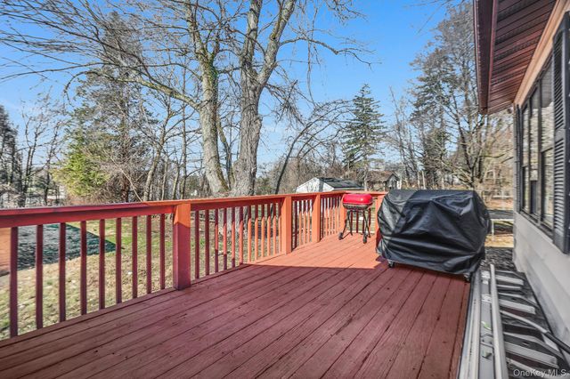 596-598 Freedom Plains Road, Poughkeepsie, NY 12603