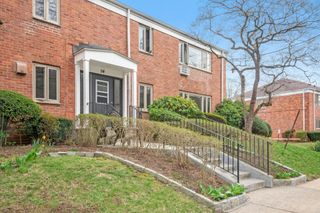 54 Lawrence B, White Plains, NY 10603
