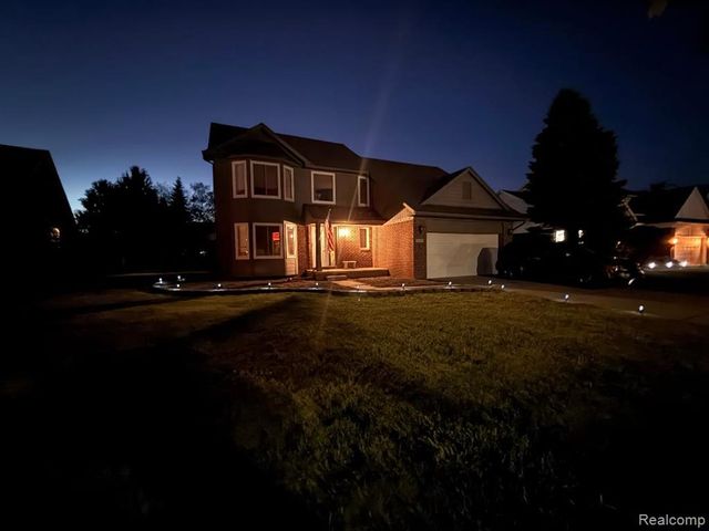 31167 Broderick Drive, New Baltimore, MI 48051