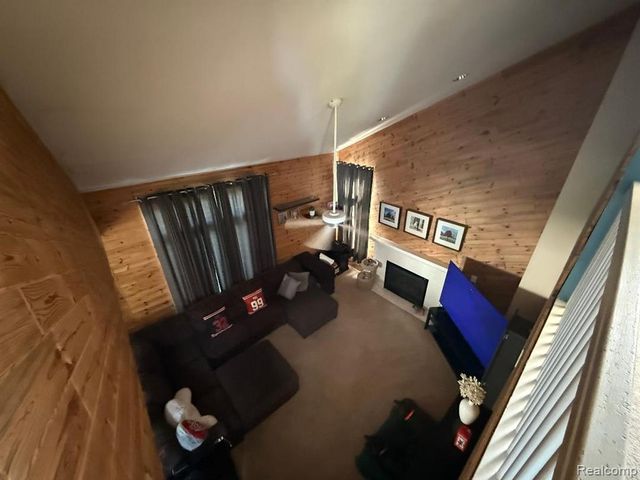 31167 Broderick Drive, New Baltimore, MI 48051