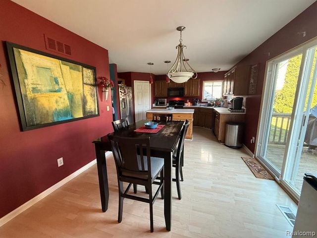 31167 Broderick Drive, New Baltimore, MI 48051