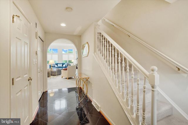 141 FOUNTAIN DR, York, PA 17402