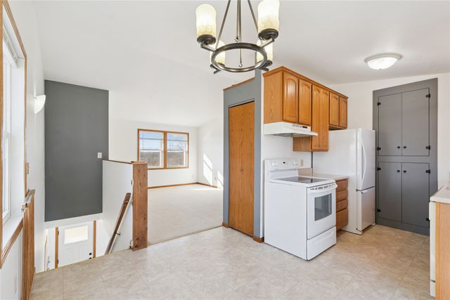 1046 150th Avenue, Knoxville, IA 50138