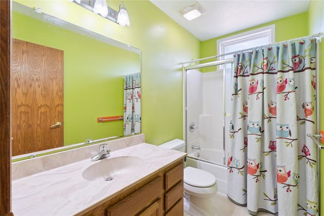 1046 150th Avenue, Knoxville, IA 50138