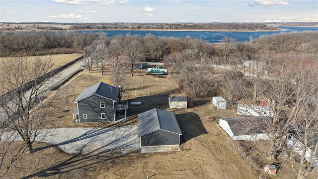 1046 150th Avenue, Knoxville, IA 50138