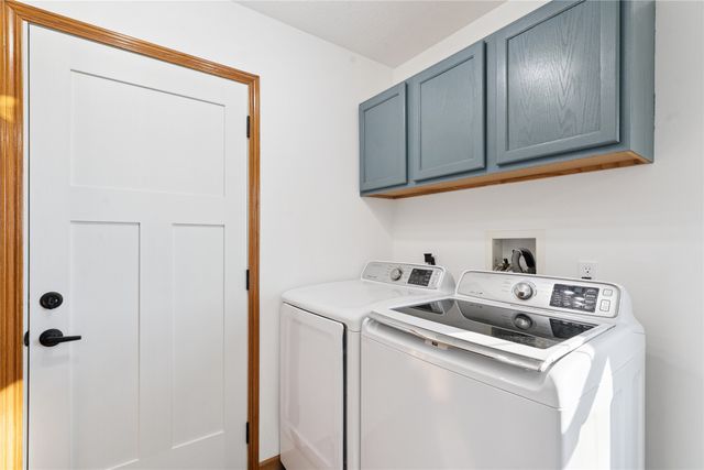 1046 150th Avenue, Knoxville, IA 50138