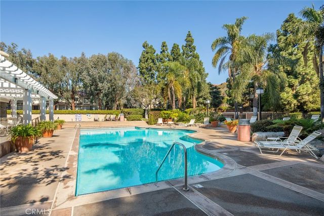 2615 Plaza Del Amo 636, Torrance, CA 90503