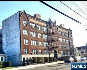 194 Davis Avenue, Kearny, NJ 07032