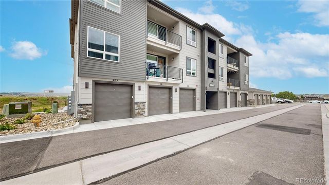 16860 Askins Loop 301, Parker, CO 80134