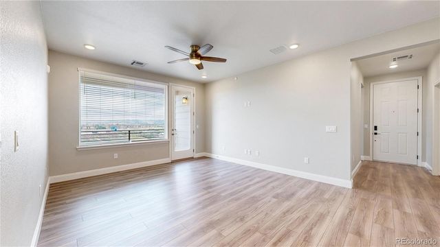 16860 Askins Loop 301, Parker, CO 80134