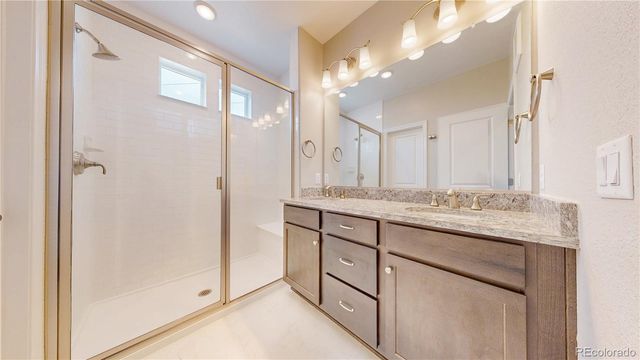 16860 Askins Loop 301, Parker, CO 80134