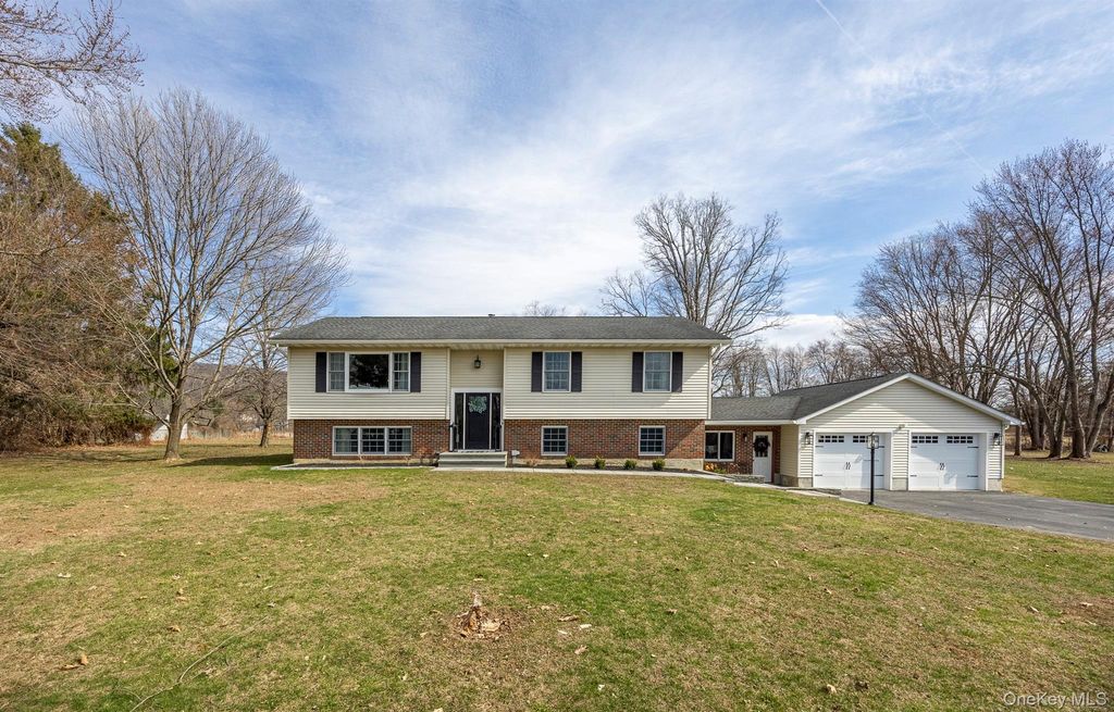 1490 Clove Valley Road, Lagrangeville, NY 12540