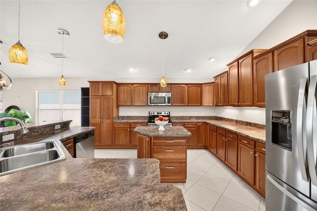 628 BERMUDEZ COURT, The Villages, FL 32162