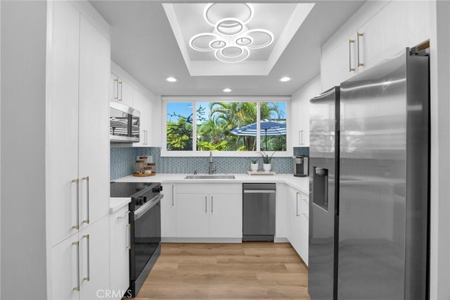 1891 McKinney Way M15 26C, Seal Beach, CA 90740