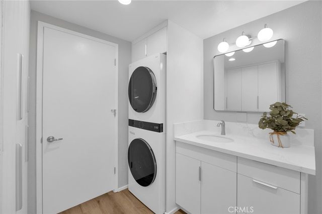 1891 McKinney Way M15 26C, Seal Beach, CA 90740