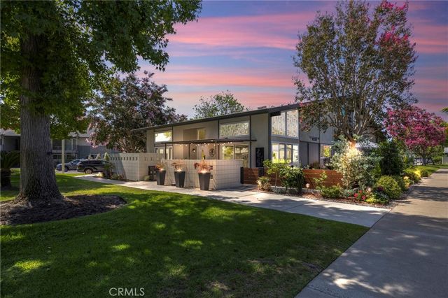 1891 McKinney Way M15 26C, Seal Beach, CA 90740