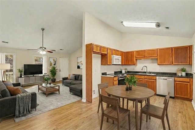 105 Gales Way, Newnan, GA 30263