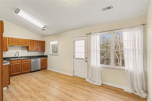 105 Gales Way, Newnan, GA 30263