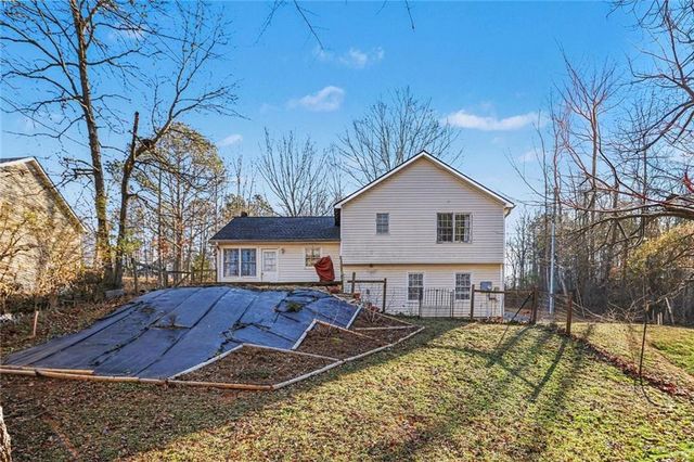 105 Gales Way, Newnan, GA 30263