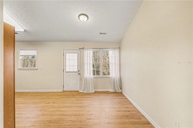 105 Gales Way, Newnan, GA 30263