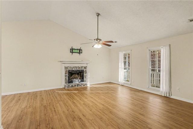 105 Gales Way, Newnan, GA 30263