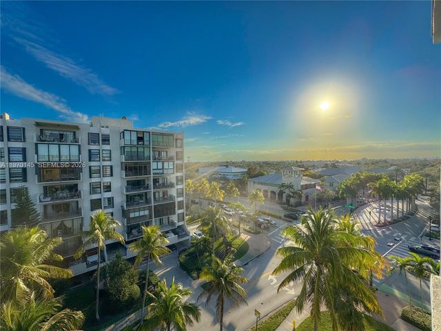 555 Crandon Blvd 82, Key Biscayne, FL 33149