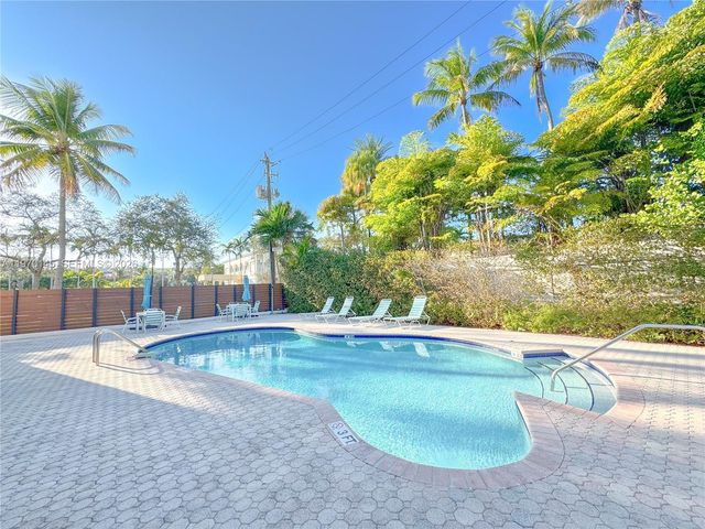 555 Crandon Blvd 82, Key Biscayne, FL 33149