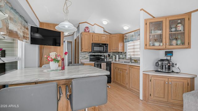 698 Felspar Drive 698, Apache Junction, AZ 85119