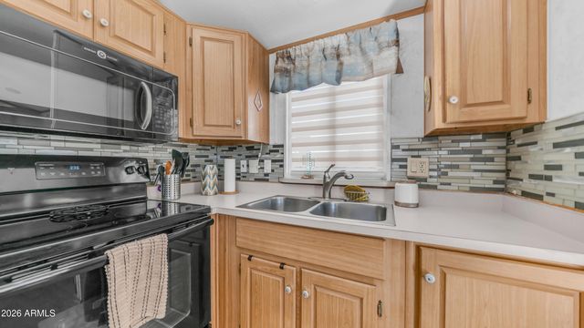 698 Felspar Drive 698, Apache Junction, AZ 85119