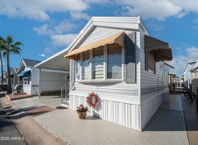 698 Felspar Drive 698, Apache Junction, AZ 85119