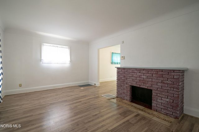 1456 Oak Street, Toledo, OH 43605
