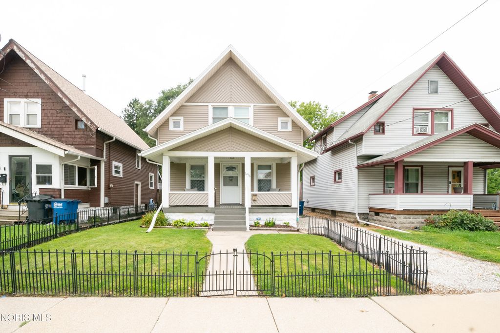 1456 Oak Street, Toledo, OH 43605