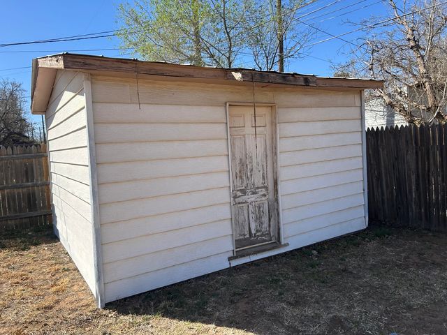 2406 48th Street, Lubbock, TX 79412