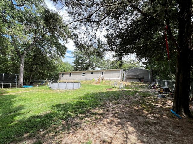 109 Zuni Street, Mabank, TX 75156
