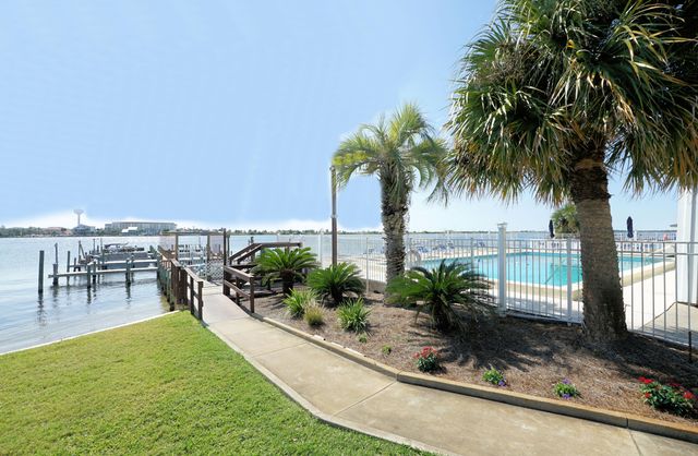 308 Miracle Strip Parkway, UNIT 21A, Fort Walton Beach, FL 32548