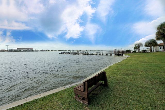 308 Miracle Strip Parkway, UNIT 21A, Fort Walton Beach, FL 32548