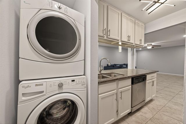 5333 Richmond Avenue 33, Houston, TX 77056